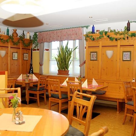 Radhotel Schischek Oberpurkla ภายนอก รูปภาพ
