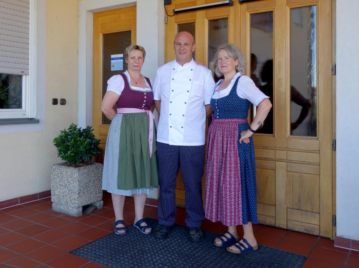 Radhotel Schischek Oberpurkla ภายนอก รูปภาพ