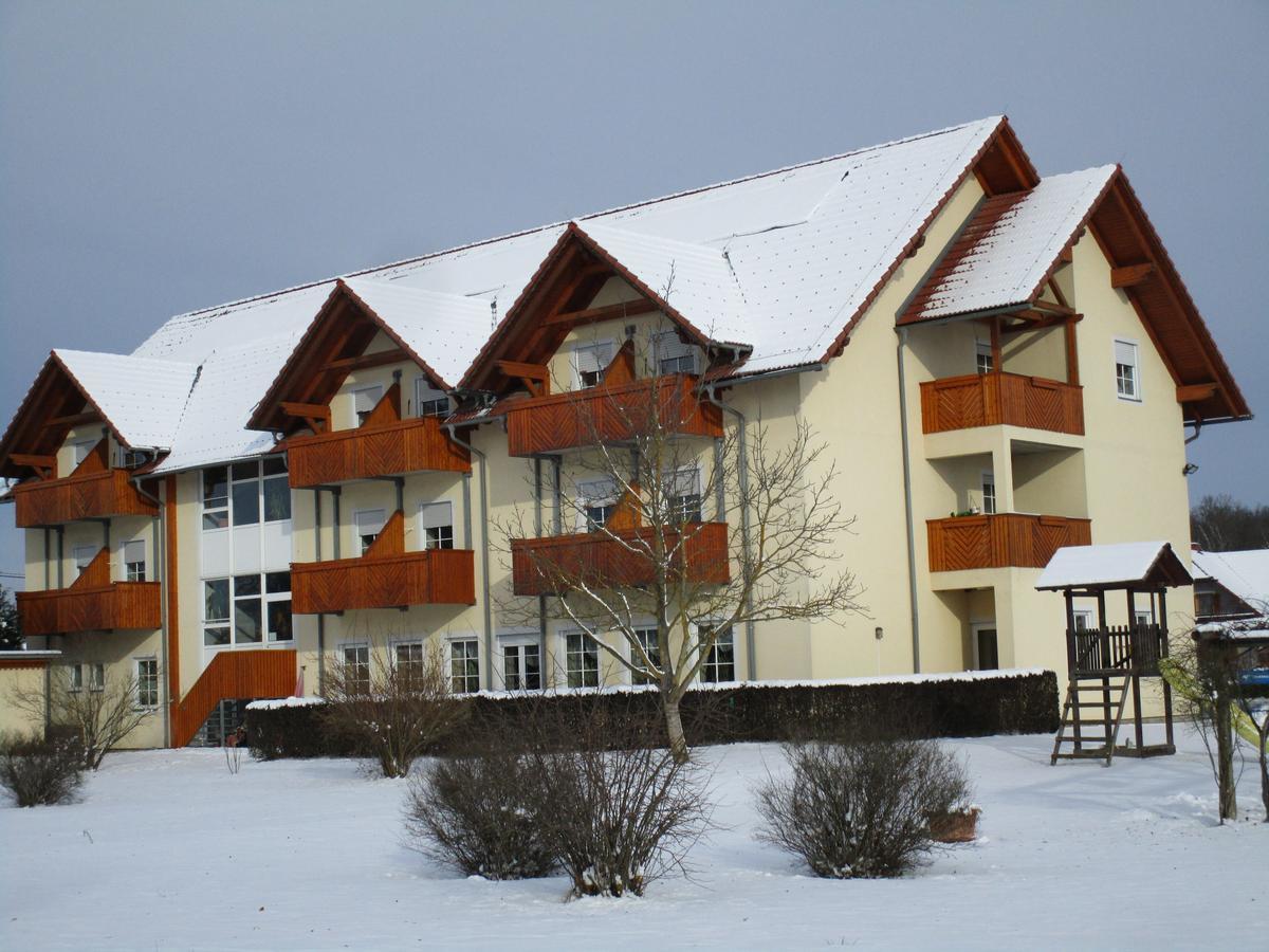 Radhotel Schischek Oberpurkla ภายนอก รูปภาพ